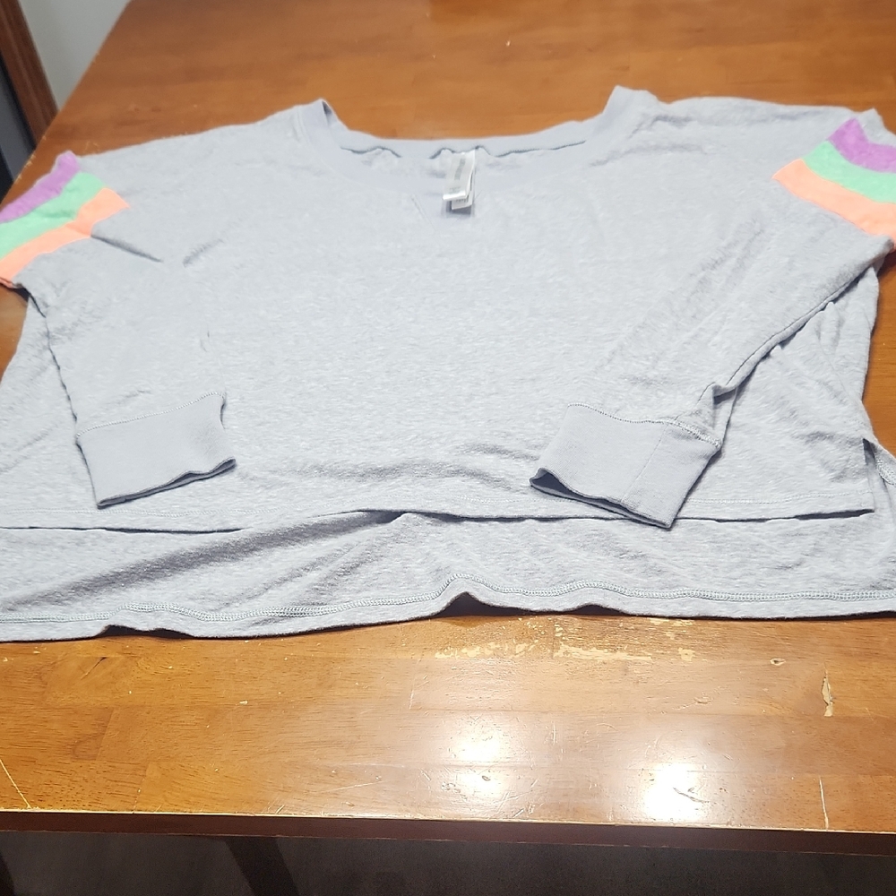 Lorna Jane Gray Sweatshirt Classic Crew Neck Long Sleeves